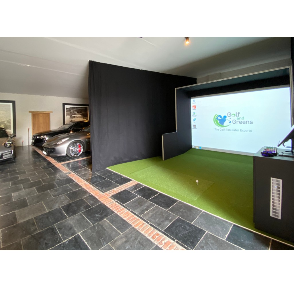 simulateur-de-golf-int-rieur-es-tour-plus-home-simulator-box-taille-studio-skytrak-home-box