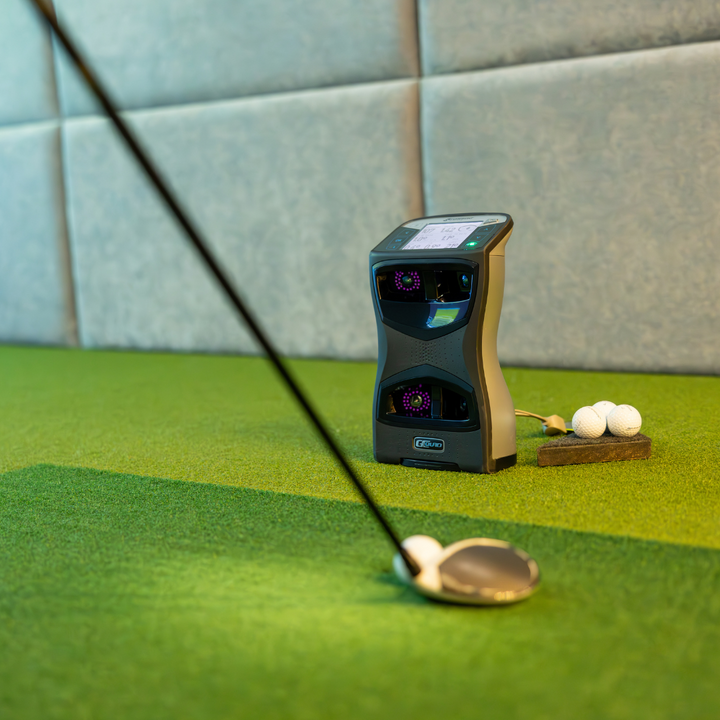 Golf monitor aligned for shot tracking