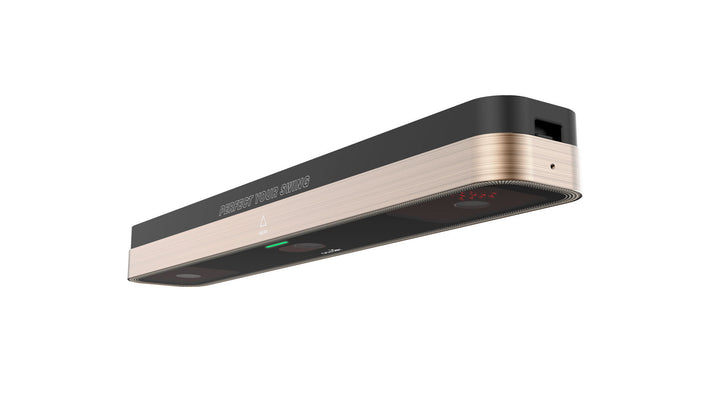 Golfjoy Rigel 3 – underside view of the overhead launch monitor