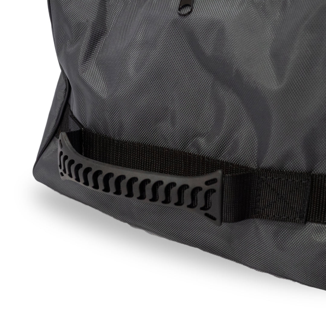 Close-up of the Pro on the Go duffle bag's durable textured carry handle.